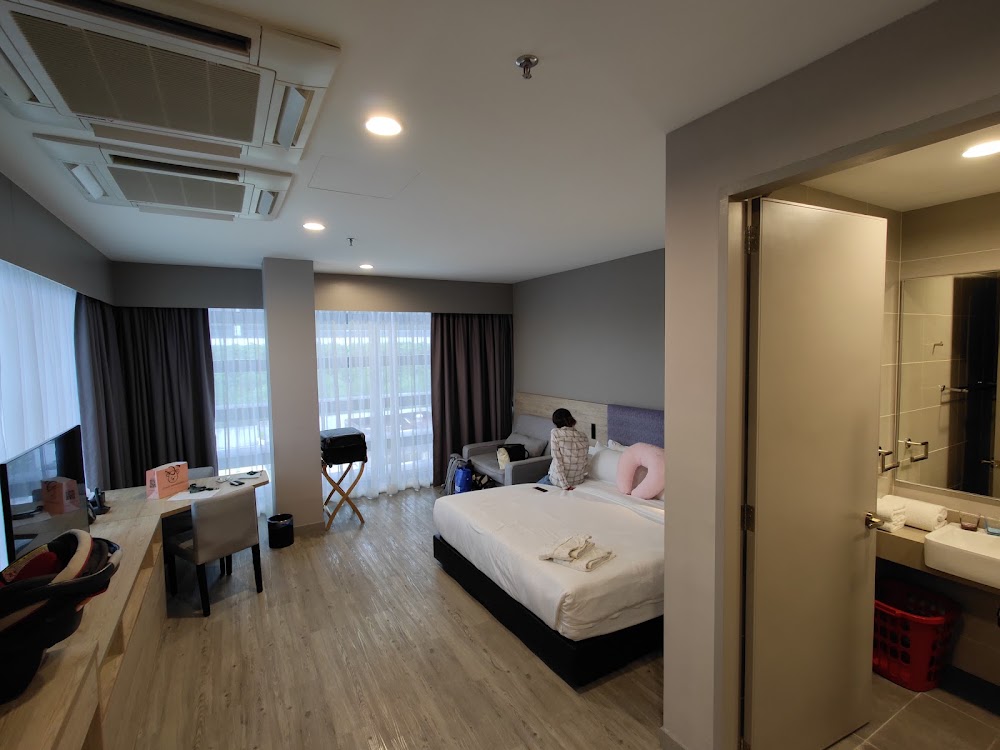 LYC Mother & Child Centre (Confinement Centre PJ/TTDI)